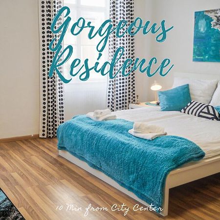 Gorgeous 2Br - Spacious & Suitable For Everyone Вена Экстерьер фото