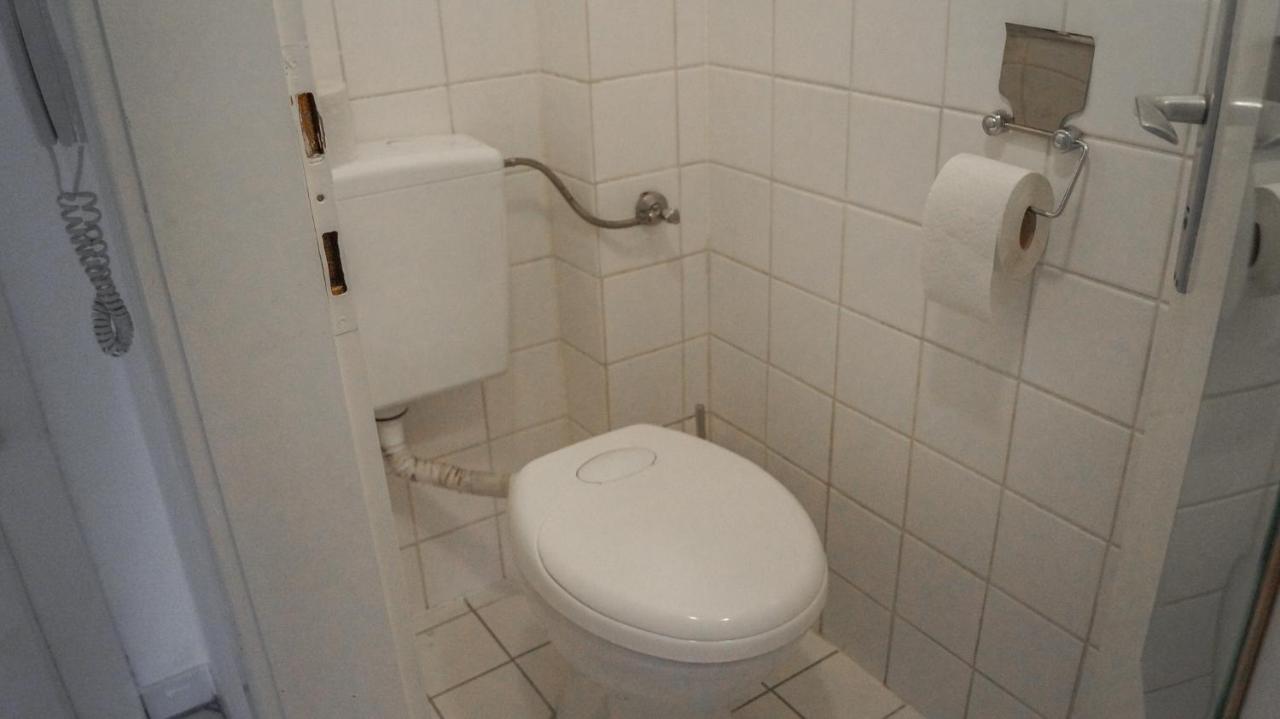 Gorgeous 2Br - Spacious & Suitable For Everyone Вена Экстерьер фото